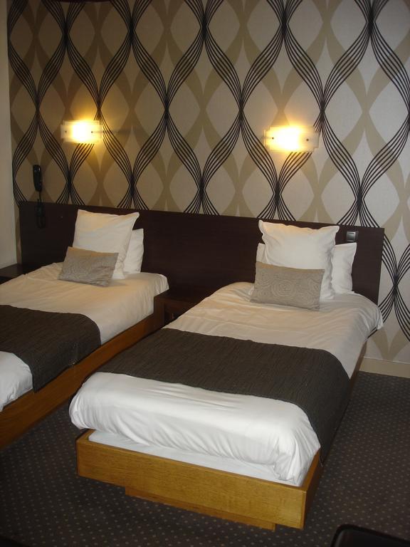 Hotel Reine Mathilde Bayeux Phòng bức ảnh